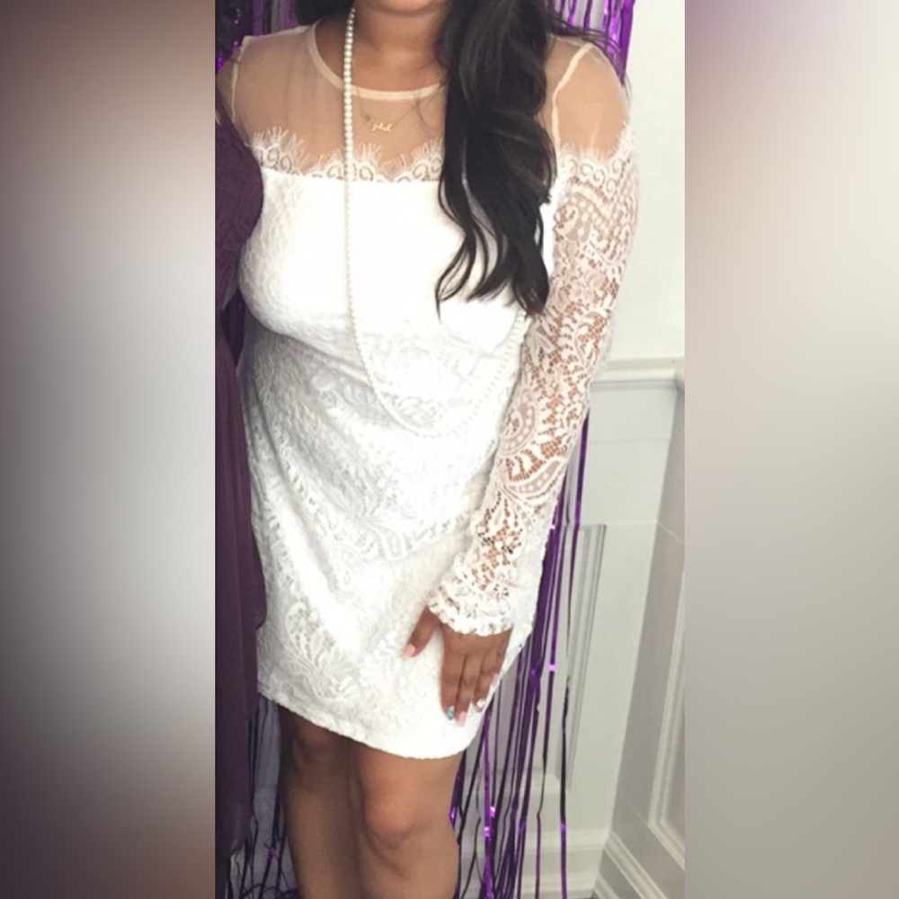 Elegant White Lace Dress